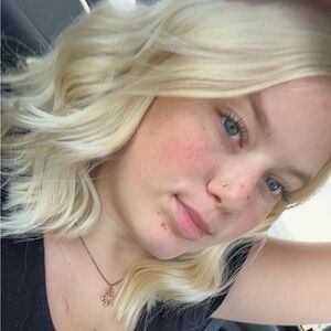 Meet your Posher, It's.